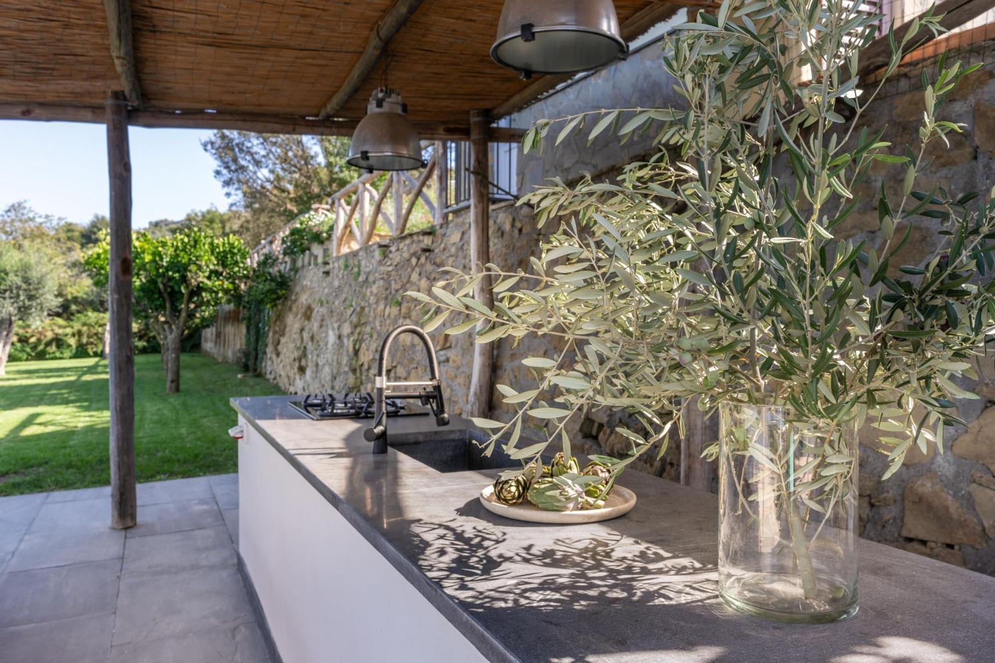 Villa Giulia Boutique Views Pool And Guest Services Σορέντο Εξωτερικό φωτογραφία