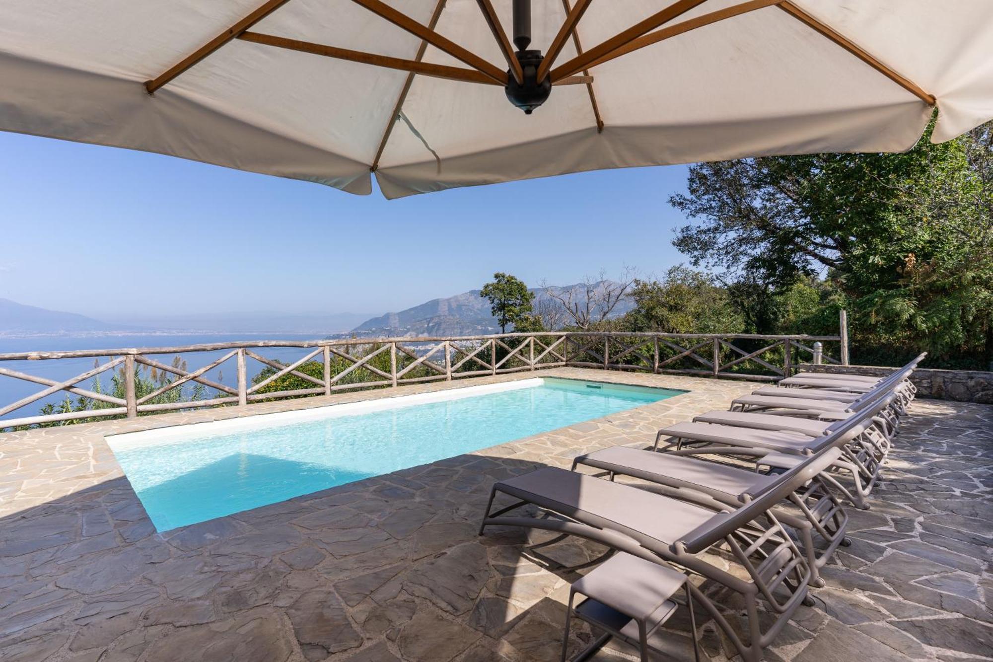 Villa Giulia Boutique Views Pool And Guest Services Σορέντο Εξωτερικό φωτογραφία