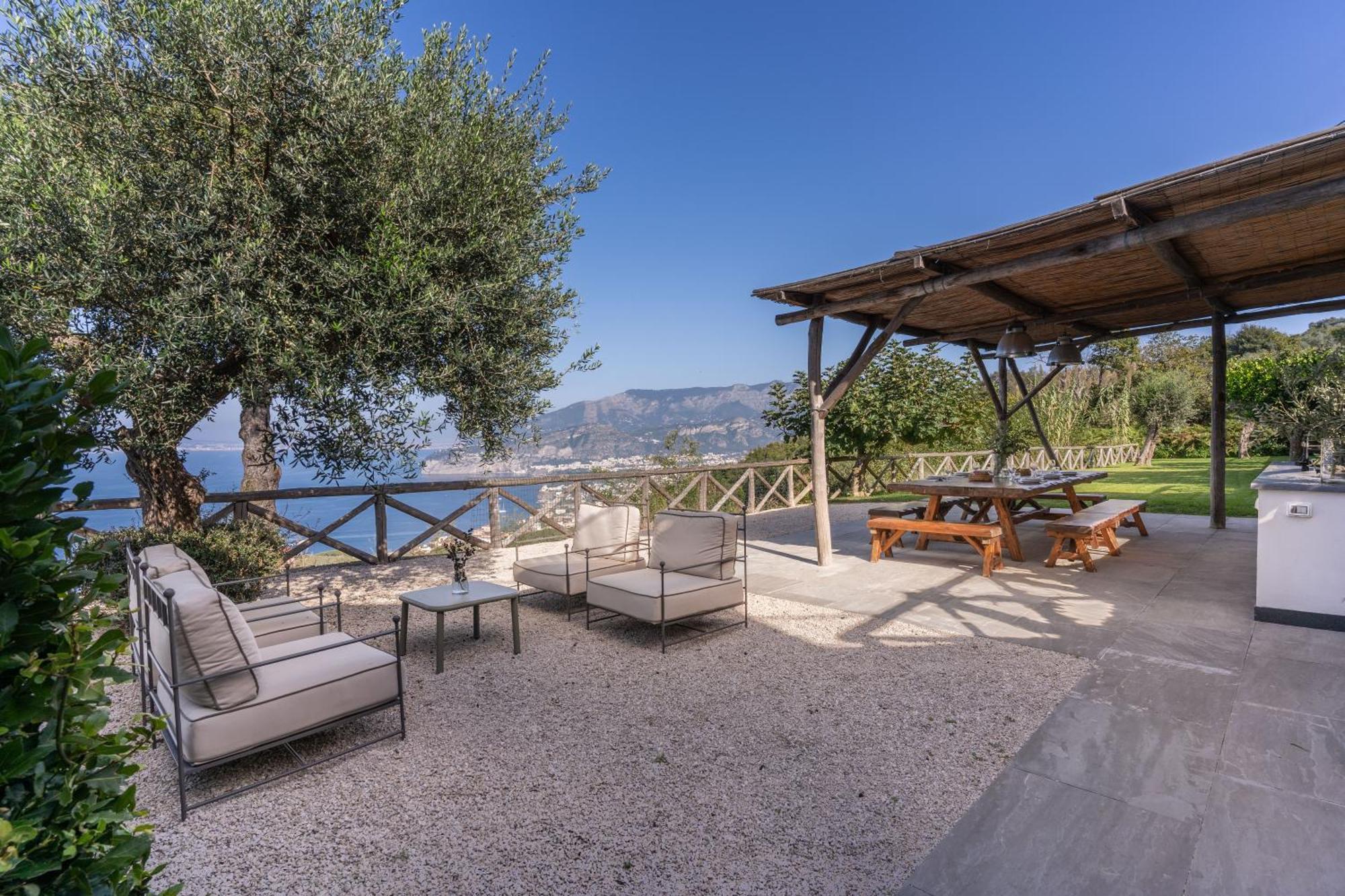 Villa Giulia Boutique Views Pool And Guest Services Σορέντο Εξωτερικό φωτογραφία